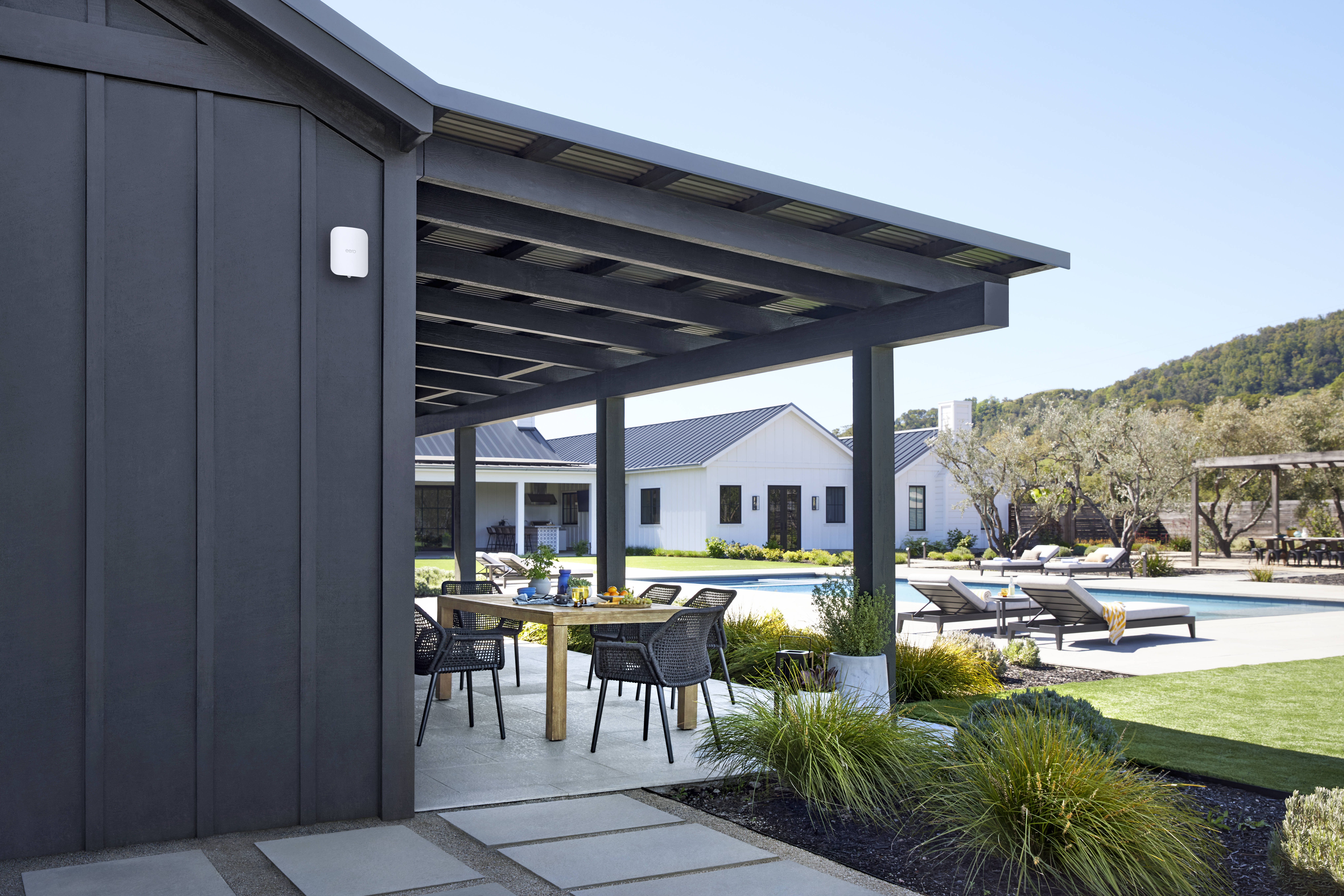 next-fi outdoor poolside